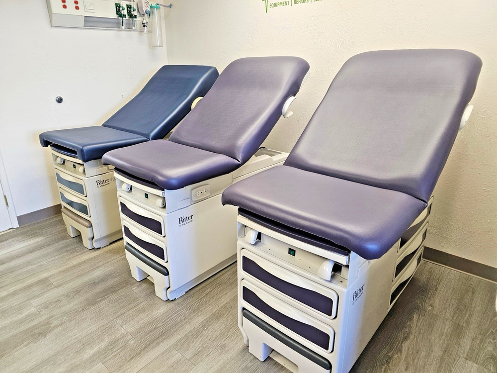 Ritter 204 Exam Table
