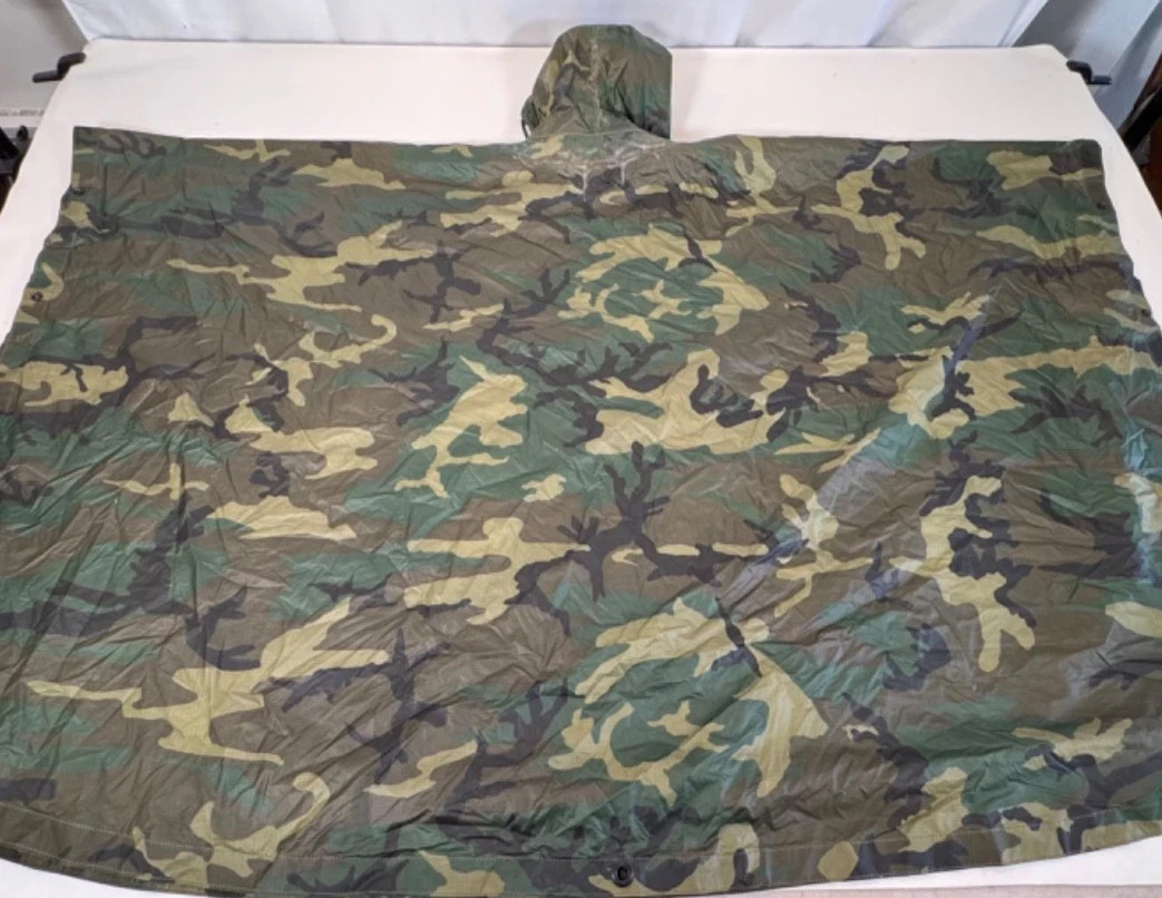 Genuine USGI US Army Wet Weather Poncho M81 Woodland Camo NWOT