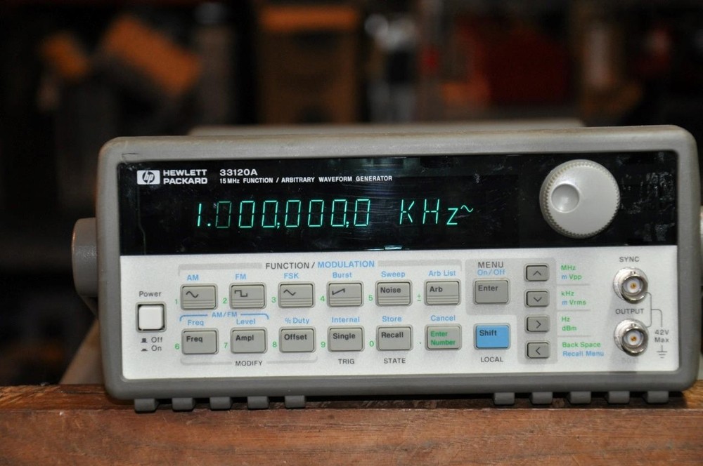 HP 33120A Function / Arbitrary Waveform Generator, 15 MHz