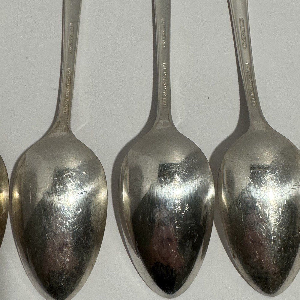 1881 Rogers Oneida Plantation 1948 Silverplate Teaspoons Set of 8 Flatware