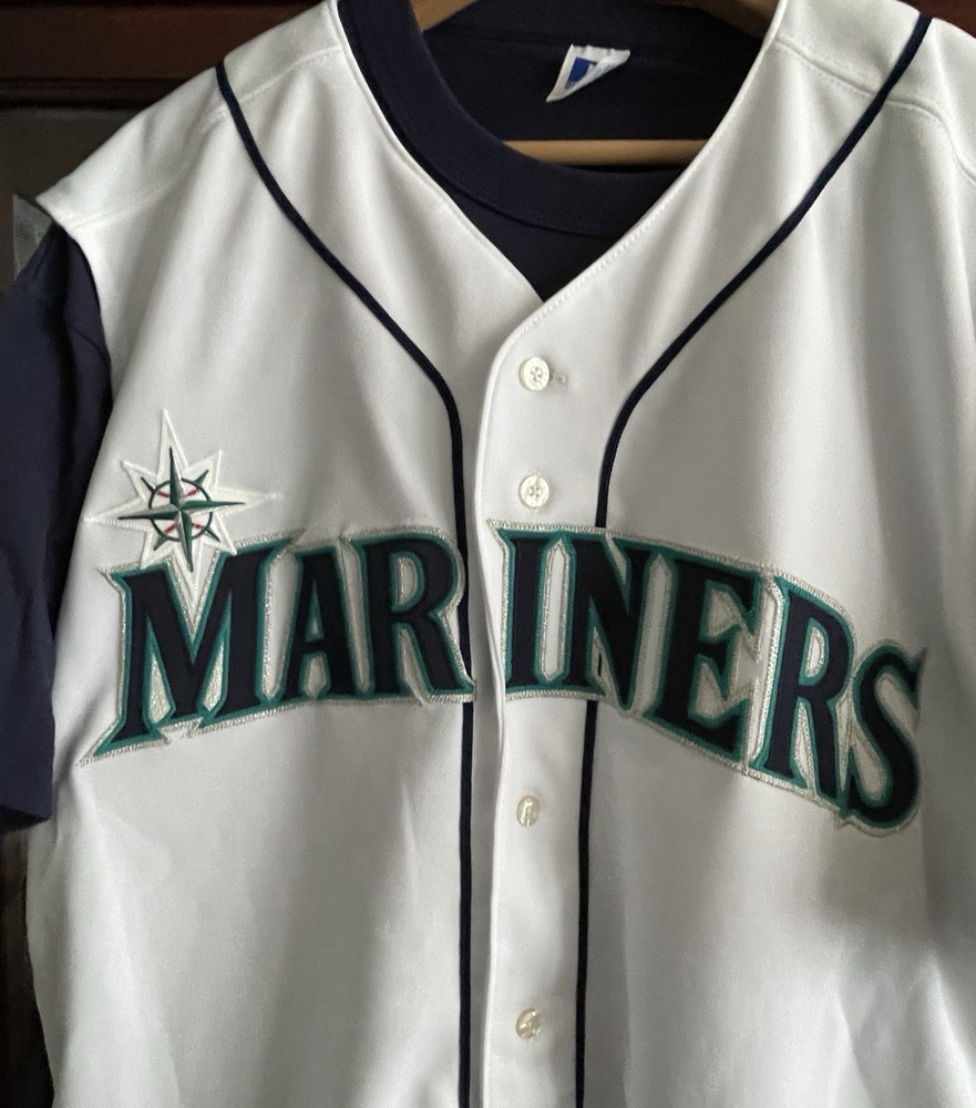 Ken Griffey Jr Signed Mariners Alternate Jersey Upper Deck Authentic Auto 16/500