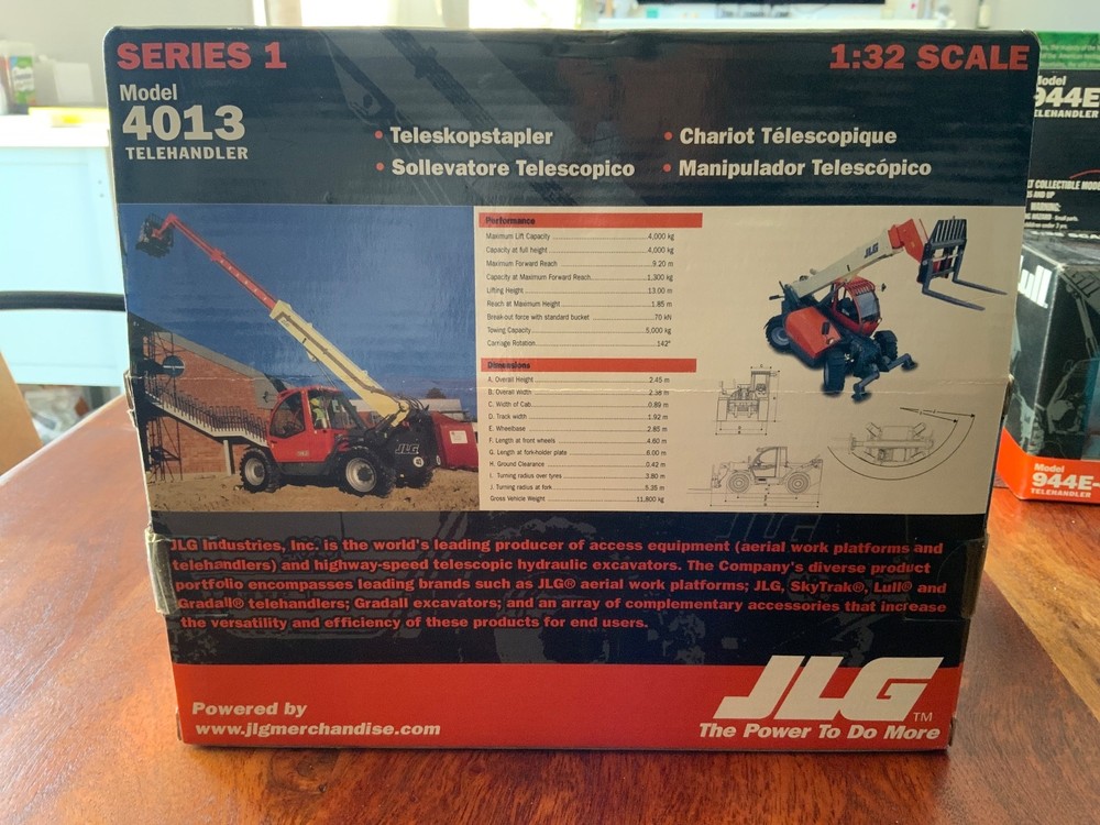 JLG 4013 MODEL 1:32