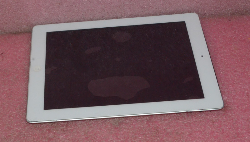 Apple iPad 32GB Model A1396.
