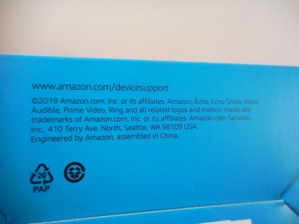 Echo Show 5 (2019) 5.5" Screen FACTORY SEALED* E5