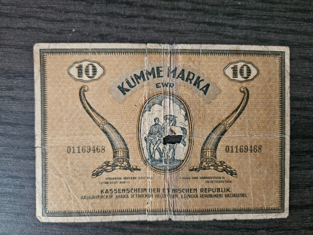 Estonia 10 marka 1919 x 2 banknotes