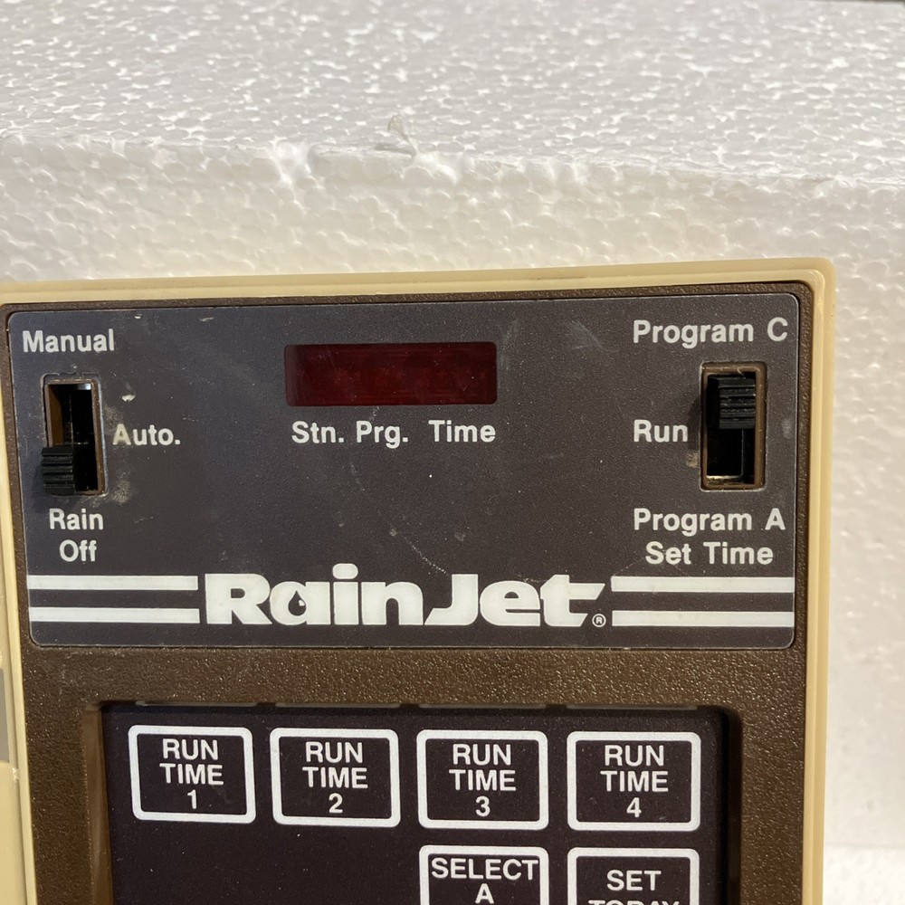 Rainer RJC-44 Sprinkler Controller With Six Stations In Mint Condition