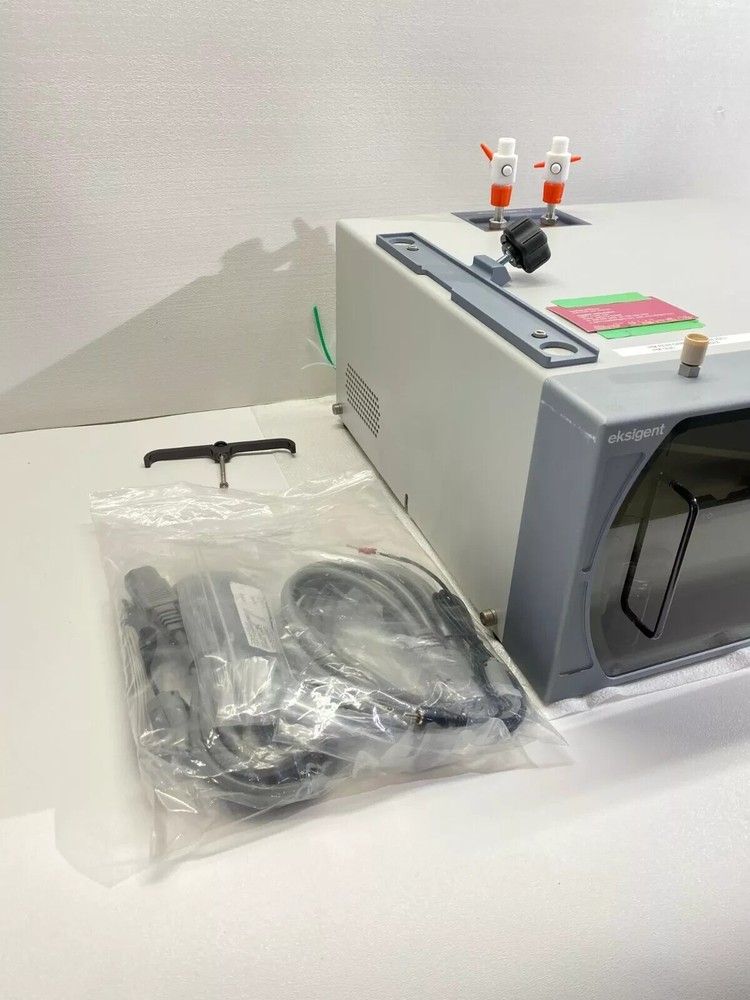 Eksigent Model ExpressLC-100 Chromatograph with Warranty