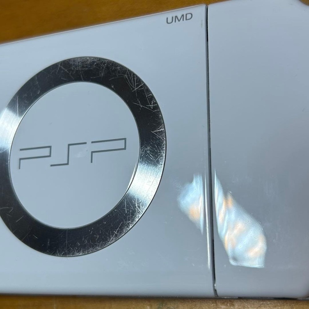 PSP 2000 Ceramic White 6299 From Japan