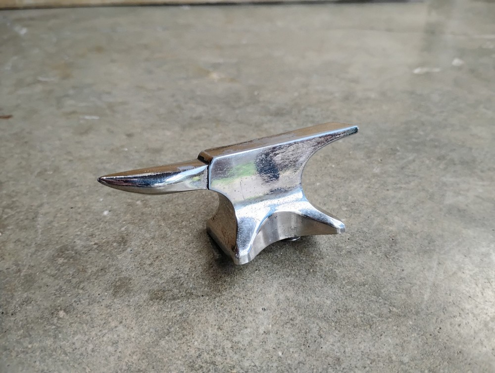 Vintage small chrome plated anvil 6oz.