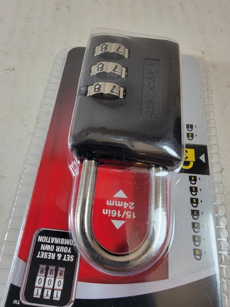 Master Lock 647D Combination Lock 3/4" Inch Shackle.. Black Padlock.. New