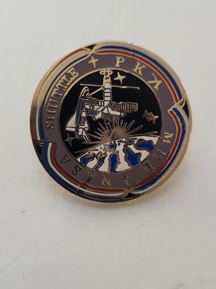 NASA Shuttle Mir Lapel Pin