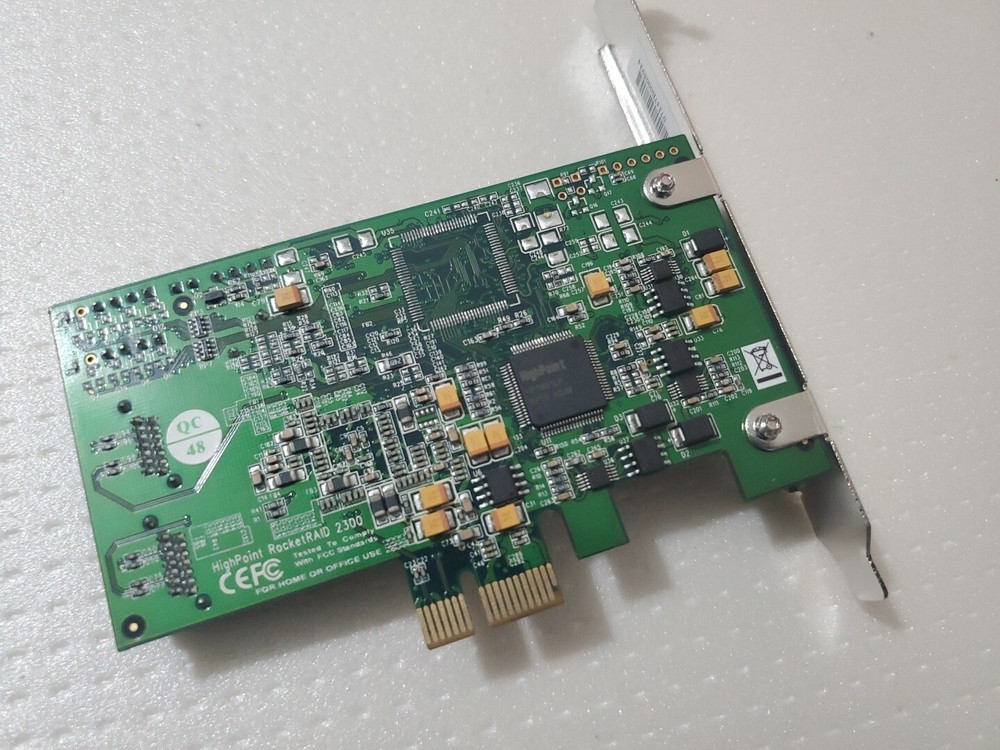 HighPoint RocketRAID 2300 PCI Express to SATA II Controller Card Host Adapter