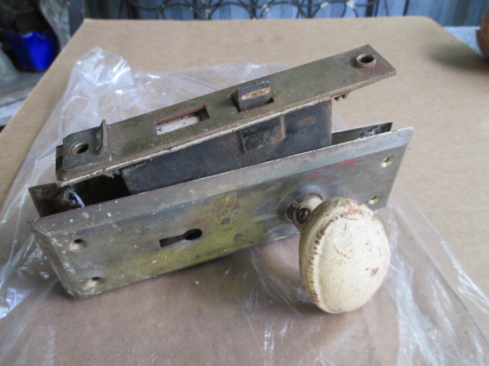 Vtg Door Latch Lock Set Knobs Backplates Antique
