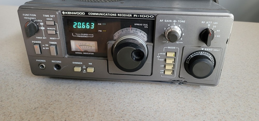 KENWOOD RECEIVER R 1000