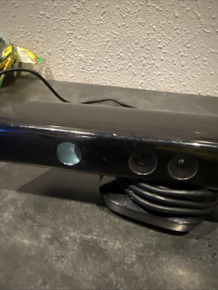 Microsoft 1414 Xbox 360 Kinect Sensor Bar Only - Black