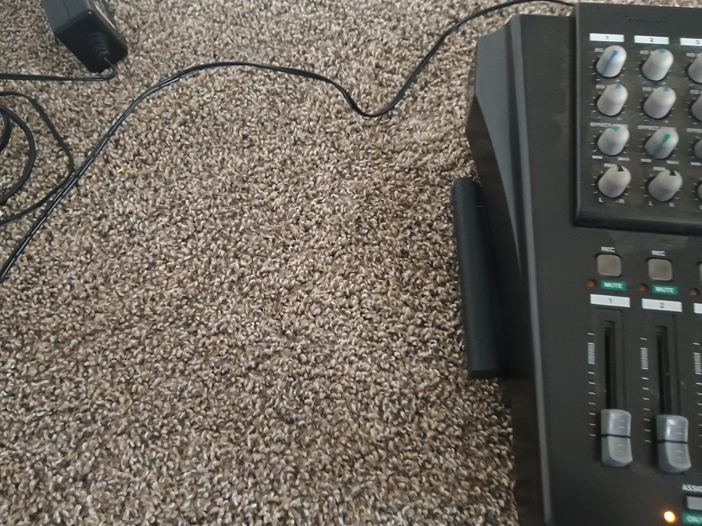 Tascam DP-01FX/CD Studio Recorder 8-Track Mixer/Cd Burner
