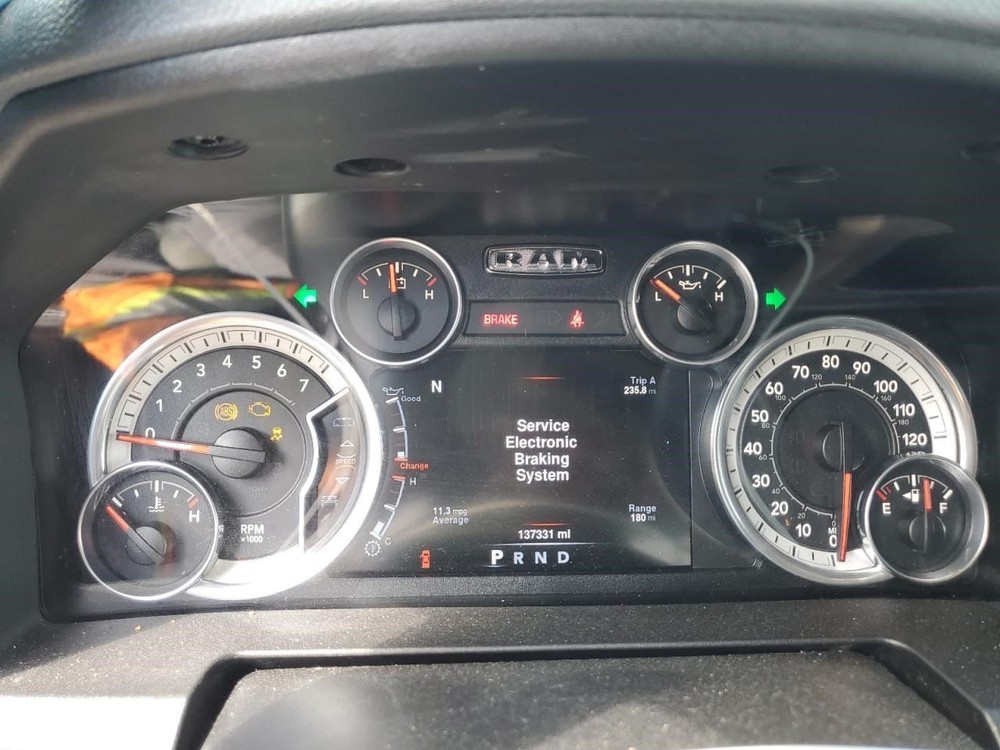 2016 Dodge RAM 1500 Air Shutter