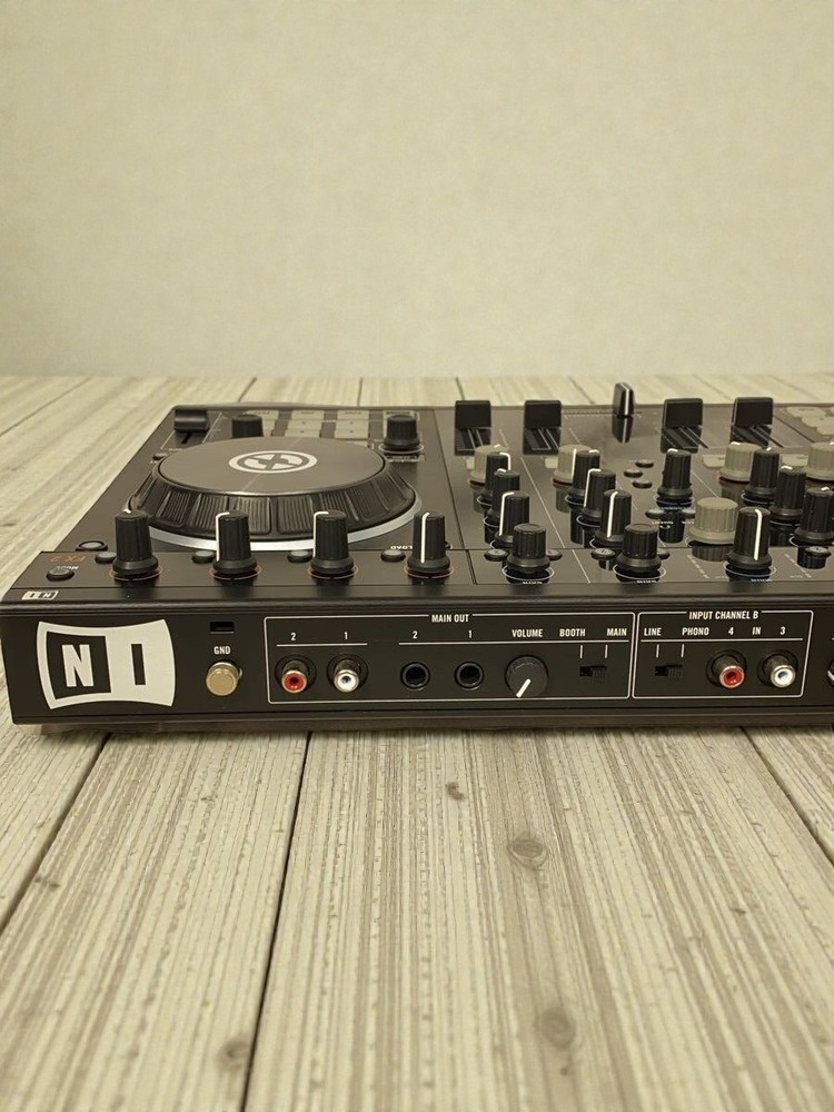 Native Instruments Traktor Kontrol S4 MK2 Pro DJ Controller 4-Deck PCDJ JP