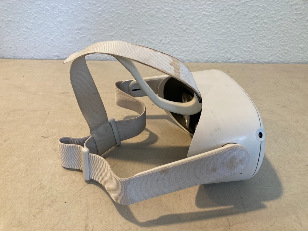 Meta Oculus Quest 2 128GB Virtual Reality Headset Only - White