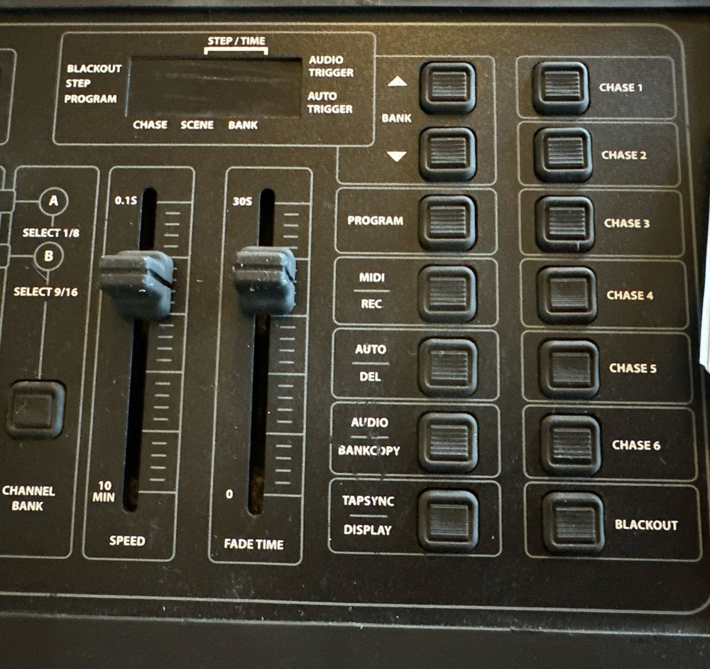 ADJ DMX OPERATOR 512 - 192 Channels Controller For Stage Lighting MOBILE DJ