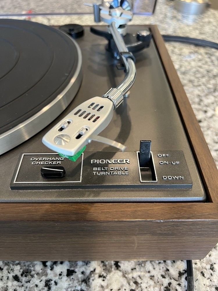 Pioneer PL12-D II Turntable