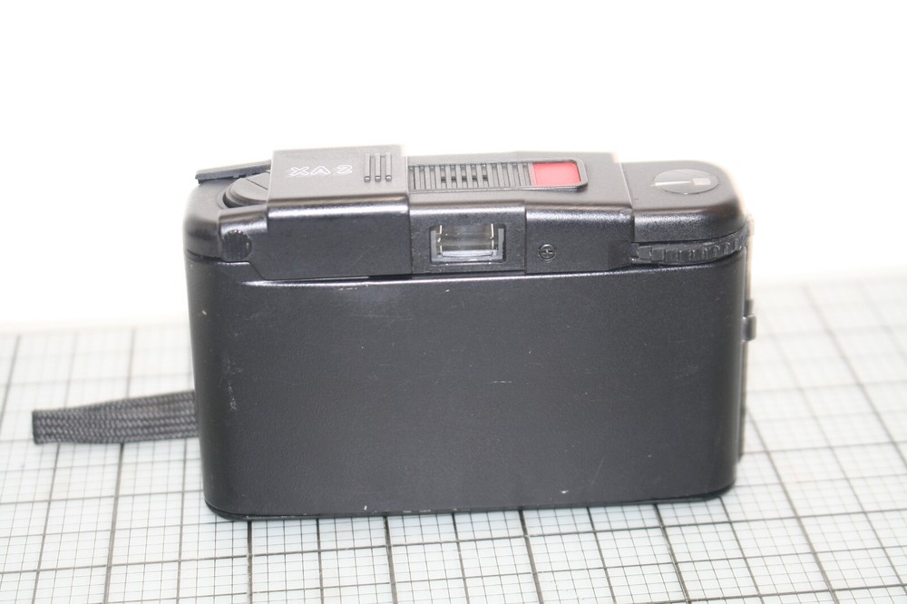 OLYMPUS XA2 XA-2 RANGEFINDER CAMERA *