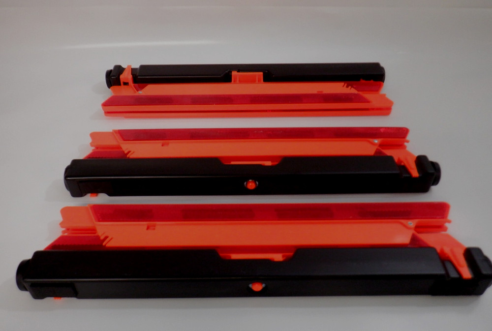 3x Reflective Emergency Warning Triangles SATE-LITE 711 BASE Signal Roadside Kit