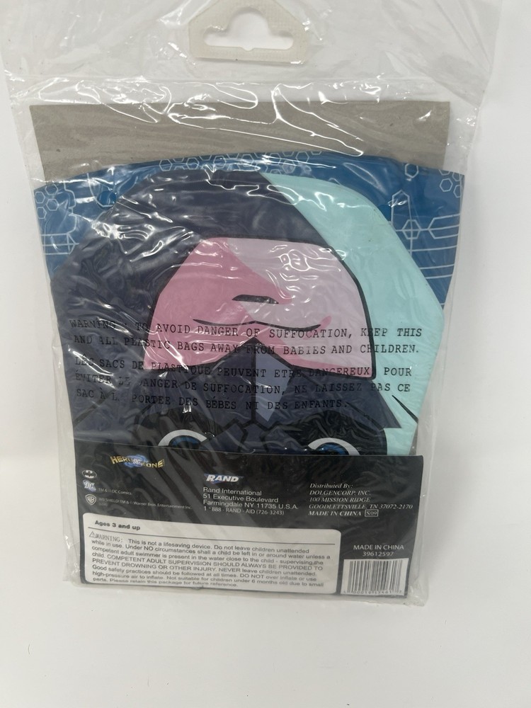 NEW In Package DC Comics Dark Knight BATMAN Split Ring Inflatable Float for Pool