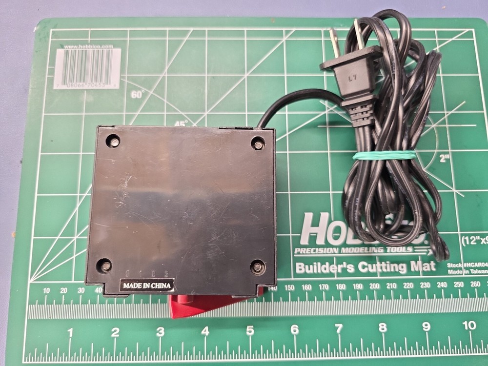 Model Power HO Train Transformer RL-1250 with Forward-Reverse Direction Control
