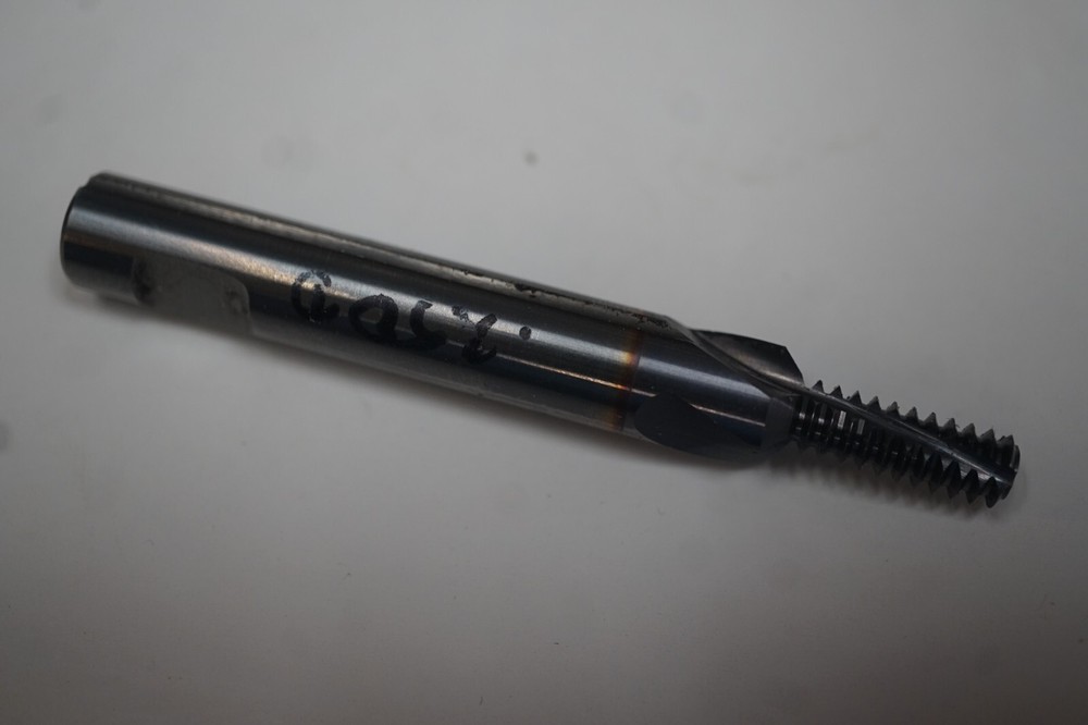USA Solid Carbide Thread Mill 18 TPI 1/4" Dia. 3/8" Shank