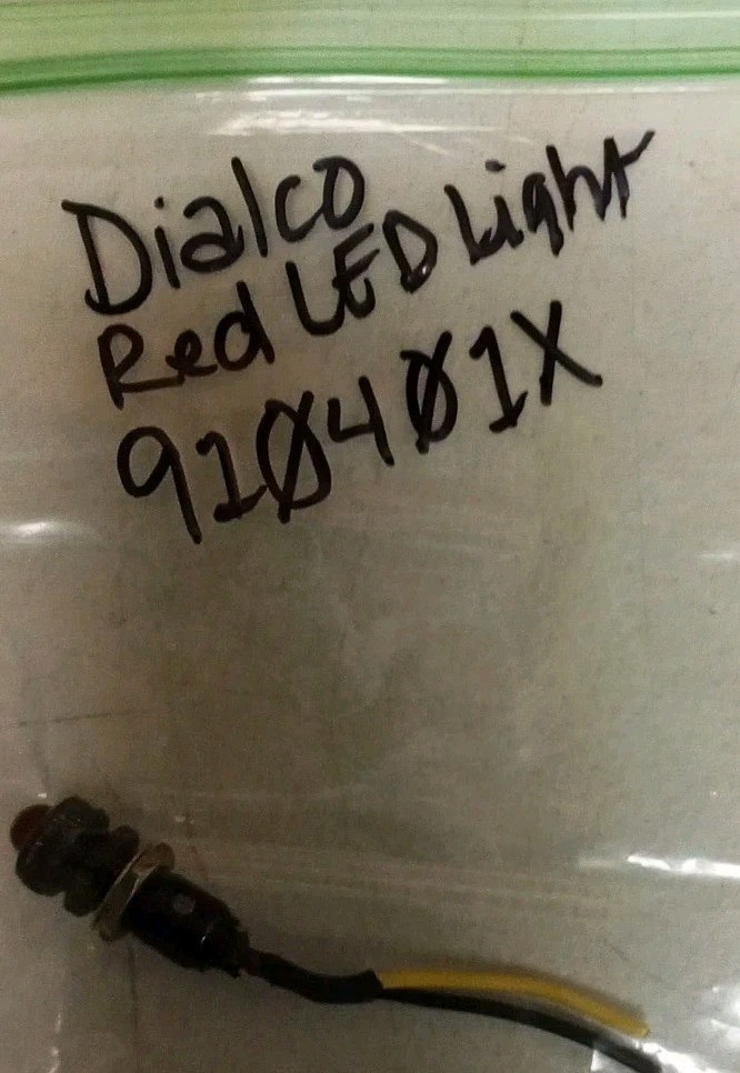 Dialco 249 Series Panel Mount Red LED Indicator Light 910401X