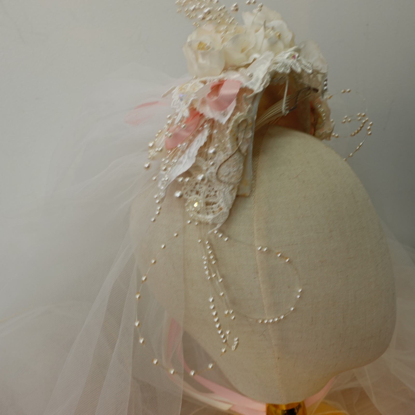 VTG Bridal Veil Headpiece White Floral Pearl Wreath Wedding Juliet Cap Tulle