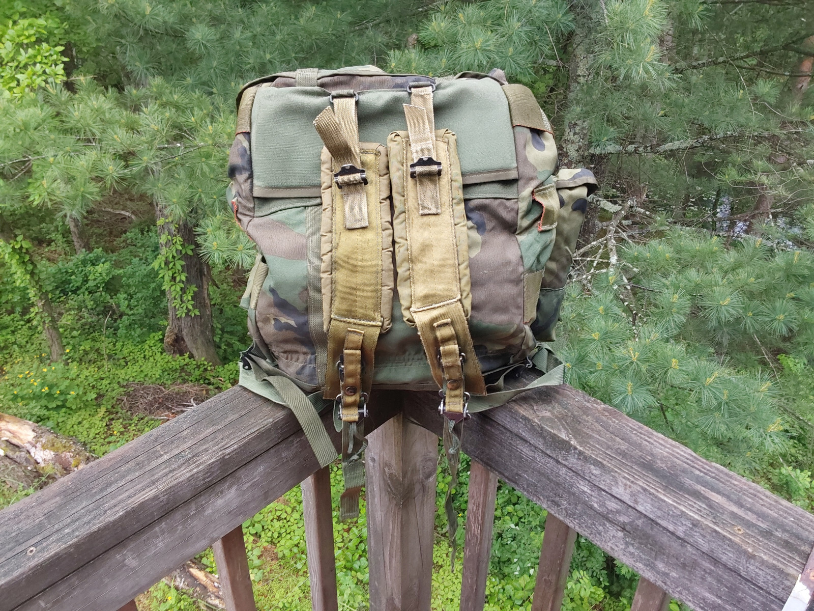 NEW! ALICE Radio Carrying Case - Medium Combat Field Pack w/ Straps - WOODLAND.