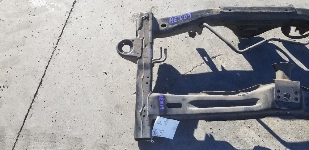 16 TOYOTA SEQUOIA REAR FRAME SECTION CUT