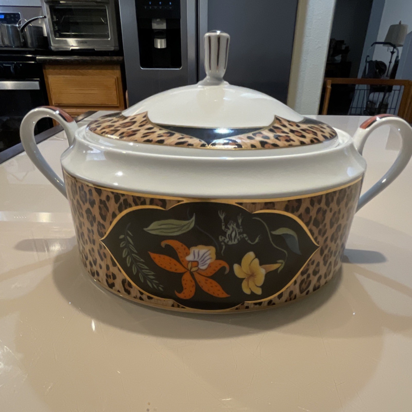 Lynn Chase Porcelain Amazonian Jaguar Round Bowl with Lid 24K Gold 1994 Wildlife