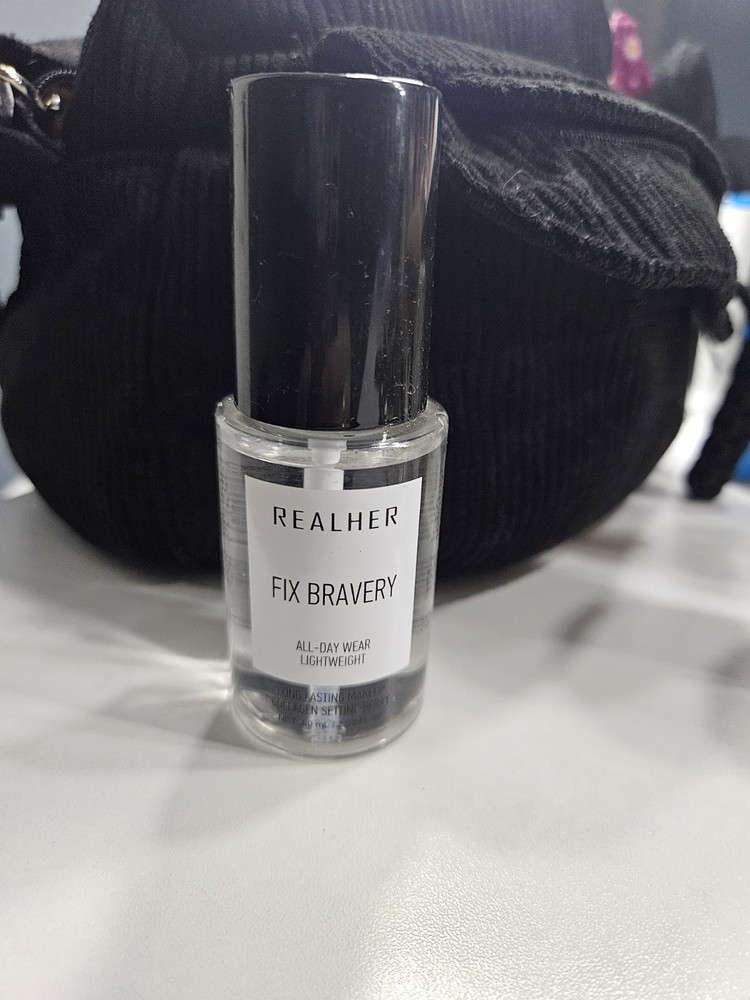 Realher Fix Bravery Setting Spray