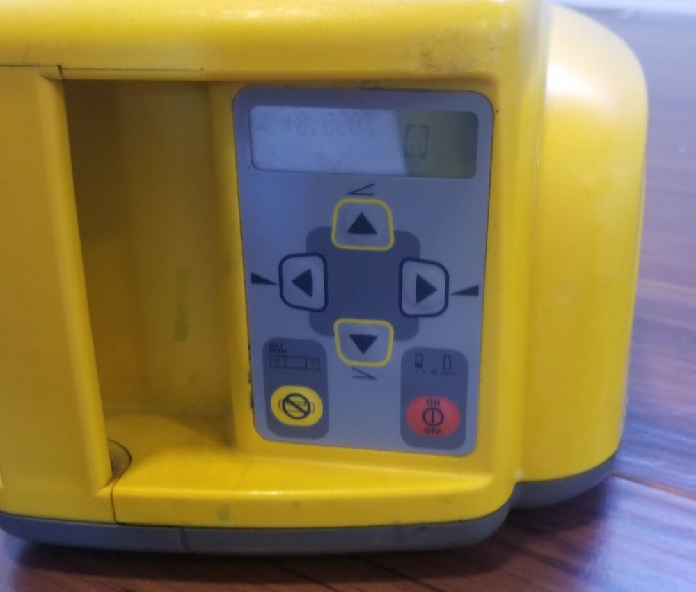 SPECTRA PRECISION LASER LEVEL- GL412