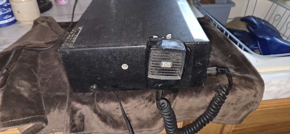 Realistic Navaho TRC431 CB Powers up