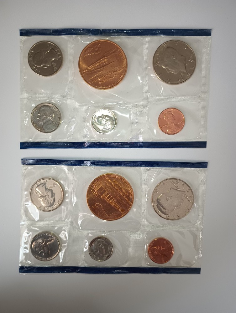 1988 PHILADELPHIA SOUVENIR MINT SET READ DESCRIPTION !