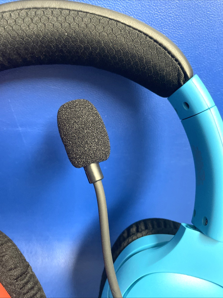 NEW OPEN BOX WIRELESS PS5 GAMING HEADSET CAPTAIN 400.