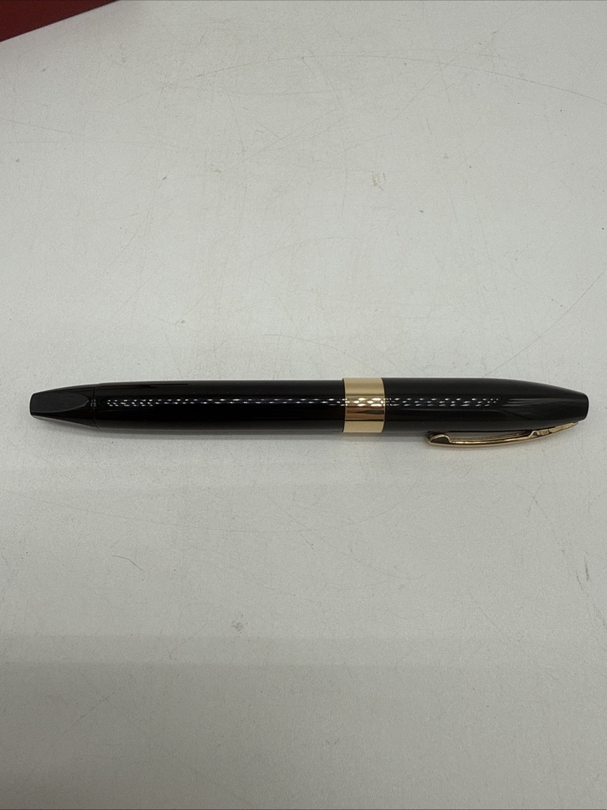 Sheaffer Legacy Fountain Pen NIB Marked 18K 750 With Casr Cartridges and Papers