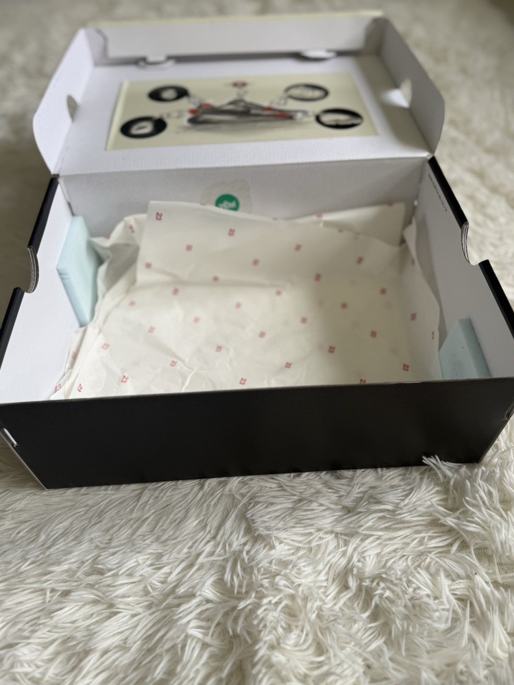 JORDAN NIKE CMFT ERA Size 9 EMPTY BOX