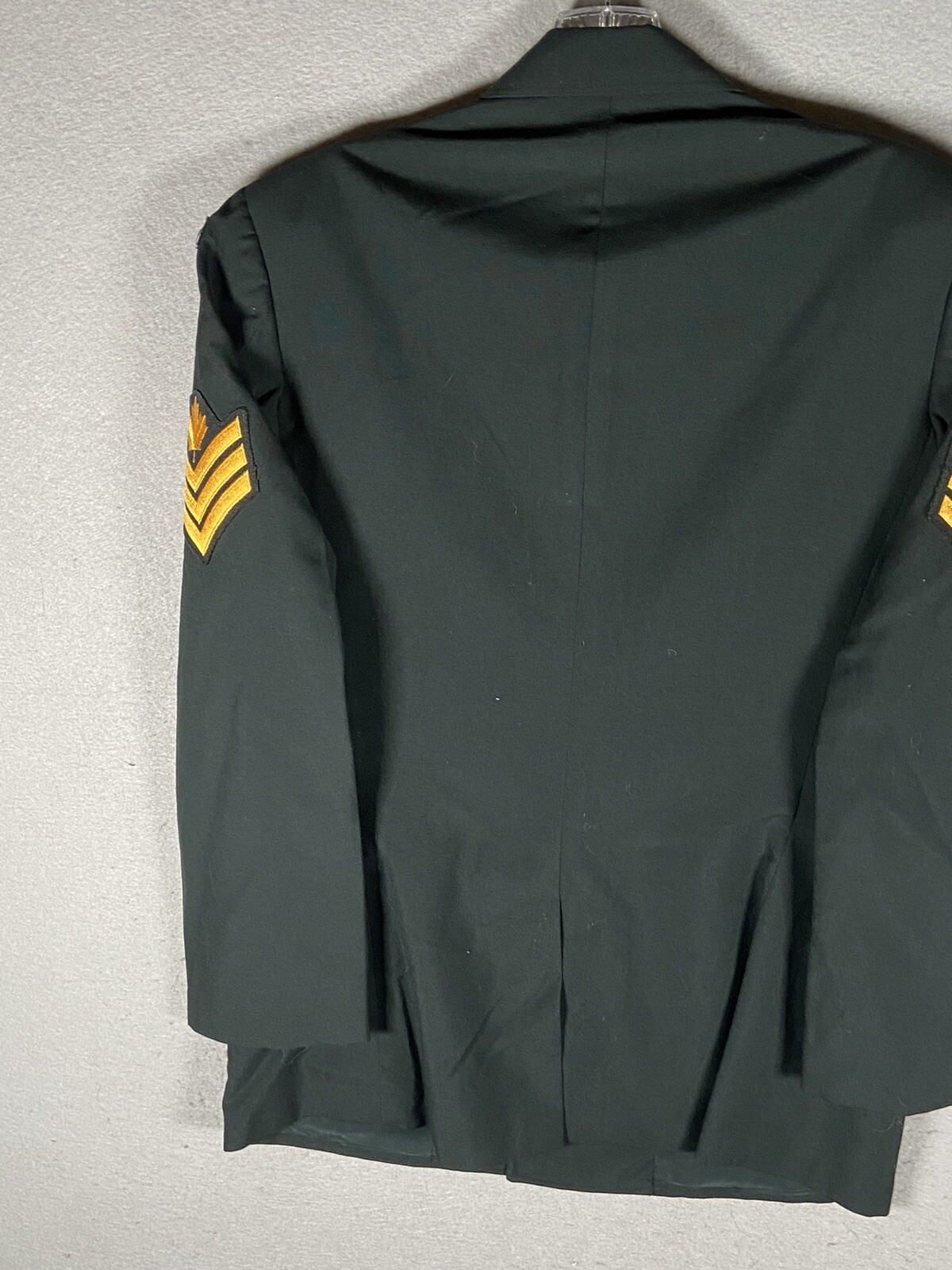 1969 Men's Service Dress Canadian Military Overcoat Greatcoat Sergeant Size N6