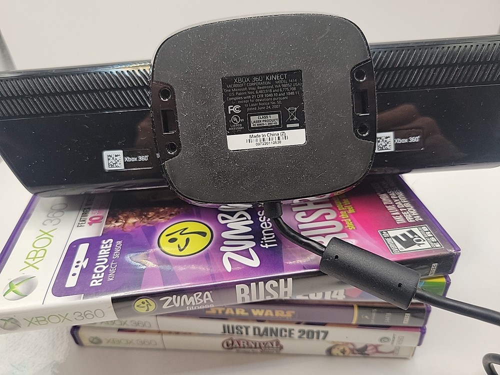 Microsoft Xbox 360 Kinect Sensor Bar + 6 Games Bundle FAST SHIP