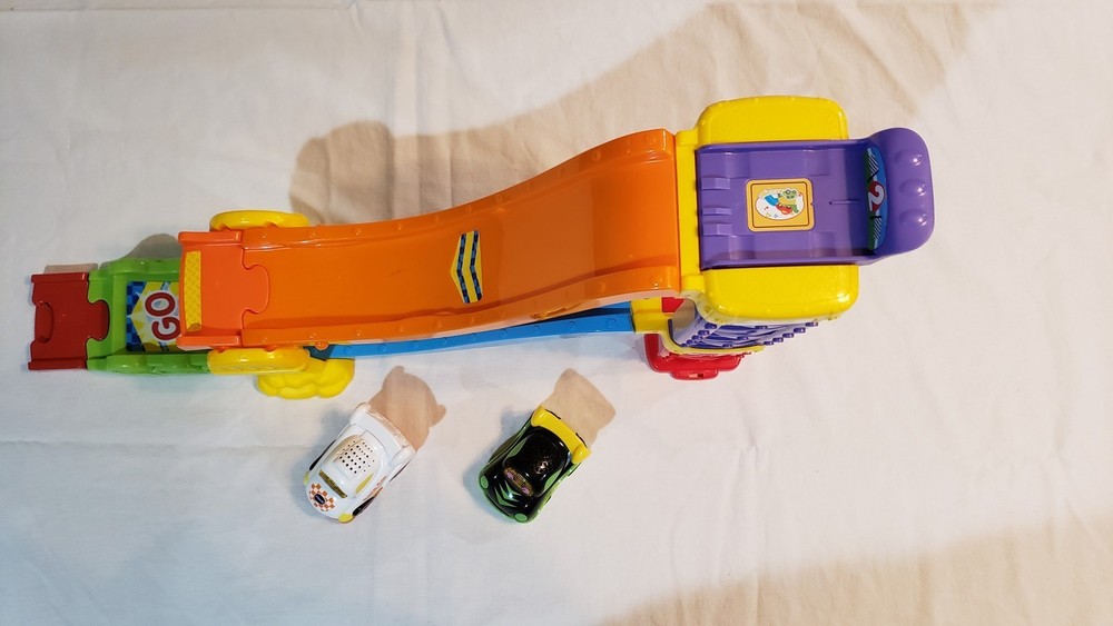 VTech Go! Go! Smart Wheels 3-in-1 Launch & Go Raceway, EUC, Complete