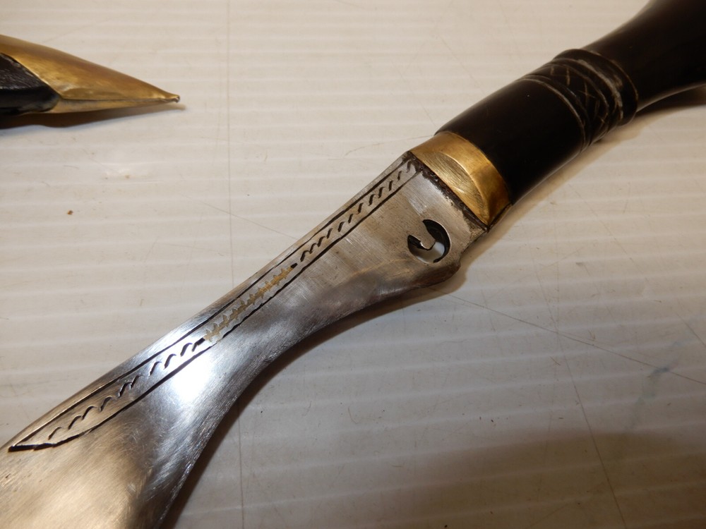 VINTAGE MIDDLE EASTERN CAMEL KNIFE