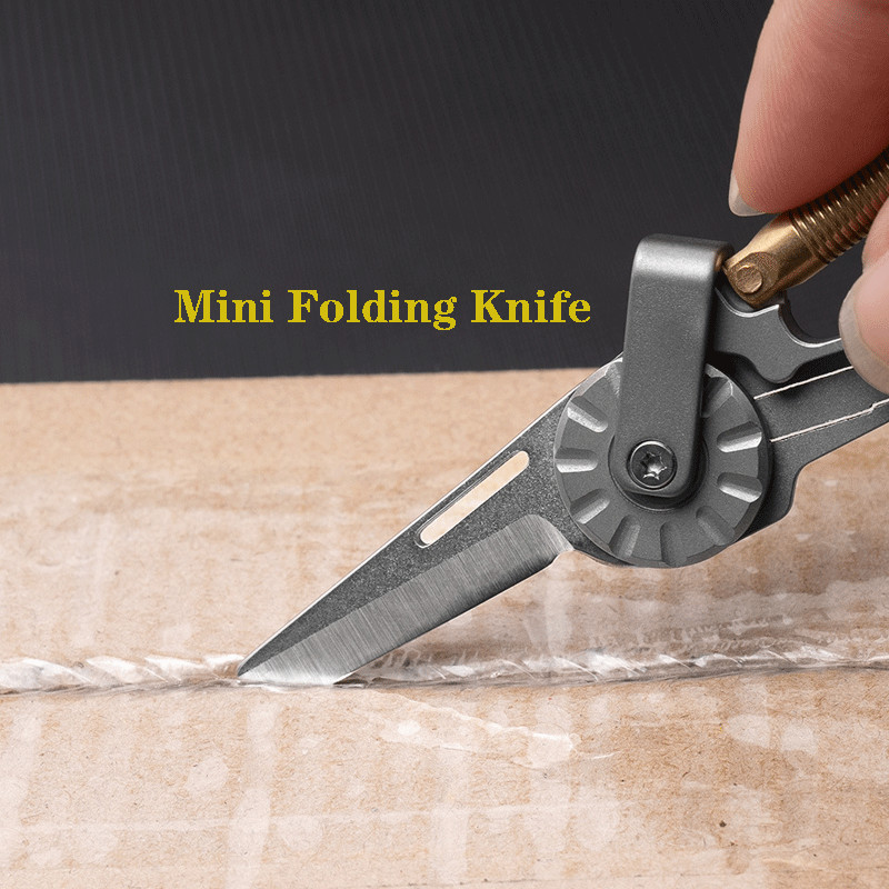 New Folding Keychain Tool – Compact EDC Outdoor Multi-Purpose Implement