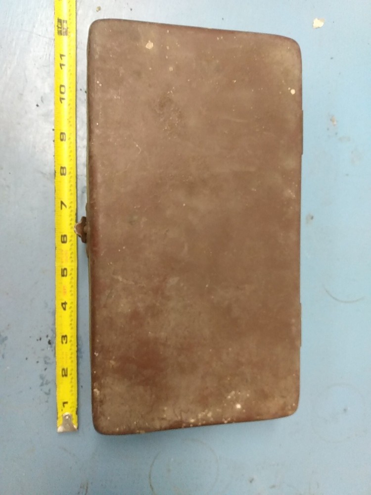 Vintage storage box (LL)