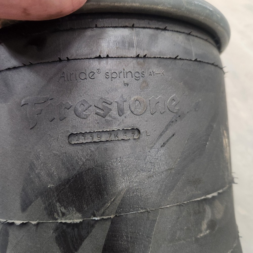 Firestone W01-358-8052 Air Spring
