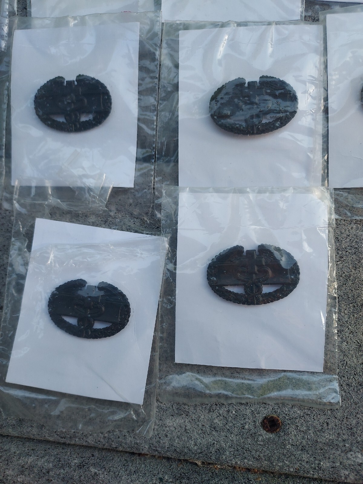 US Army Combat Medical Badge CMB Military Medic Badge Insignia Hat Uniform Pin